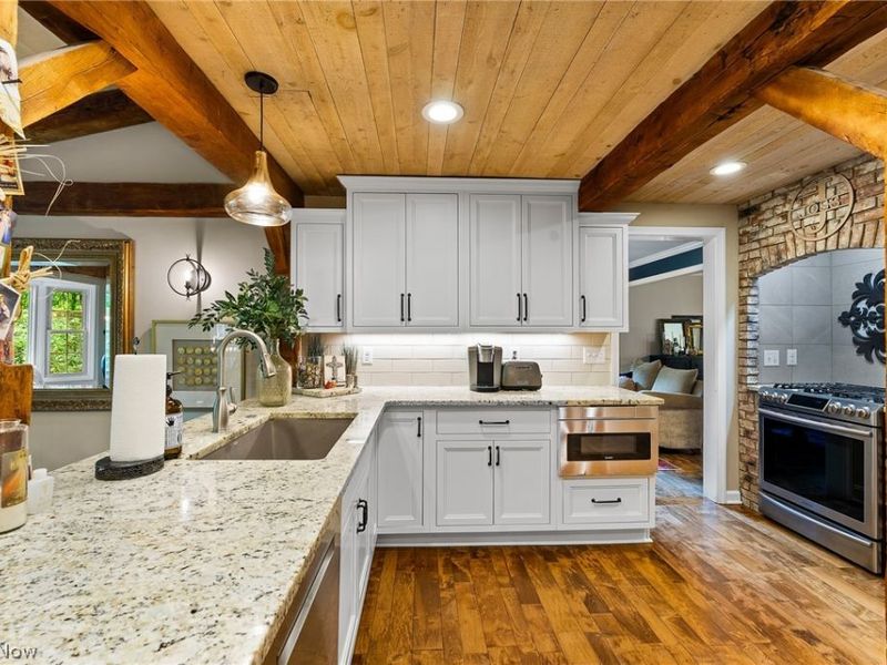 7309 Oak Drive , Poland, OH 44514 Photo 11
