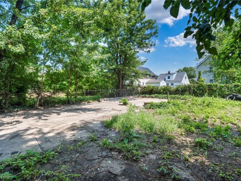 3257 E 140th Street , Cleveland, OH 44120 Photo 36