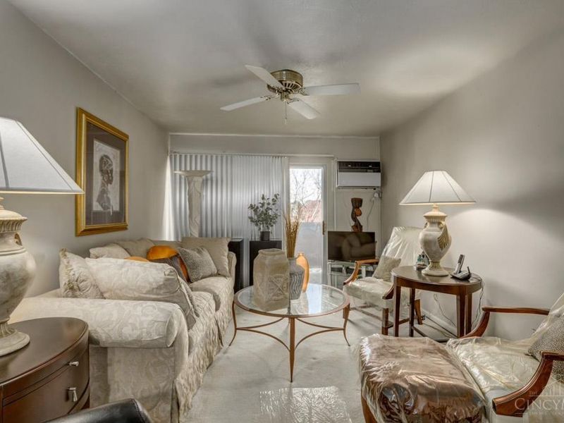 4904 Chalet Drive, Unit 612, Saint Bernard, OH 45217 Photo 7