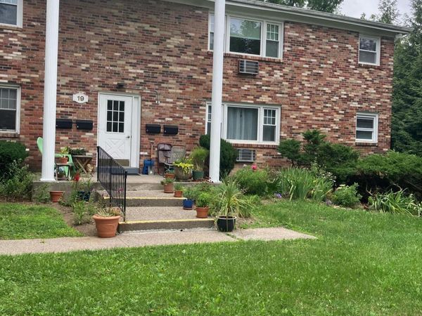 136 N Chestnut Street, Unit 19a, New Paltz, NY 12561