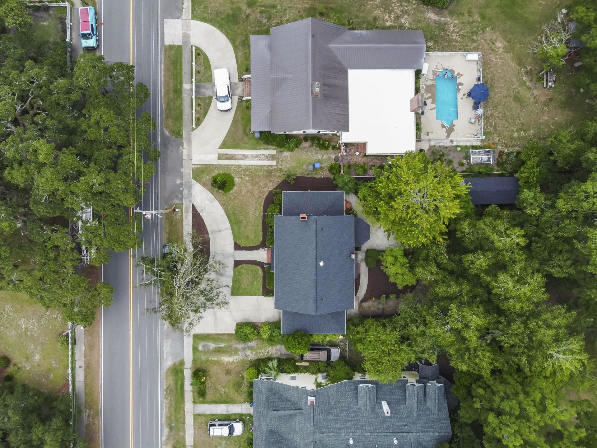 1302 9th Ave.  Photo 32