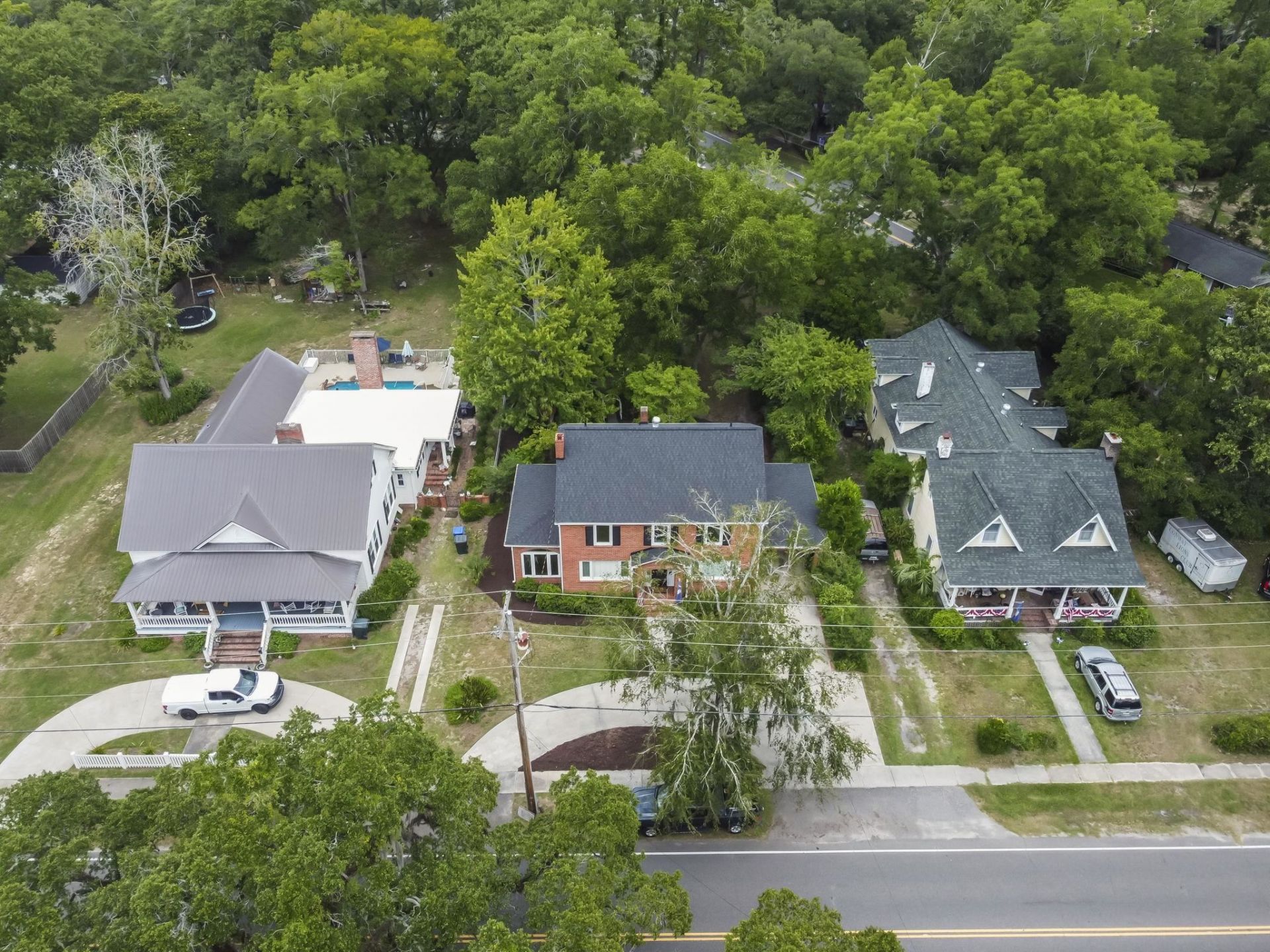 1302 9th Ave.  Photo 33