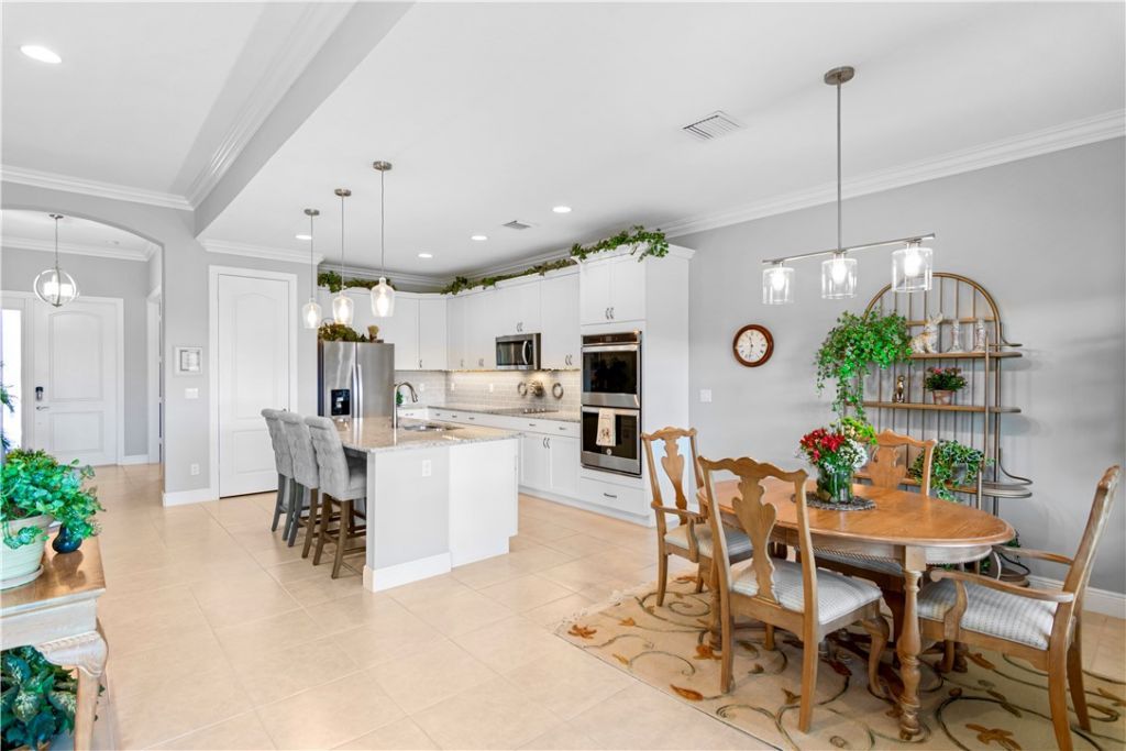 1646 Segovia Circle, Vero Beach, FL 32966 Photo