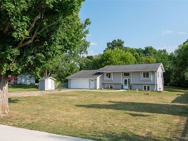 9174 Perry Road, Atlas Township, Mi 48411