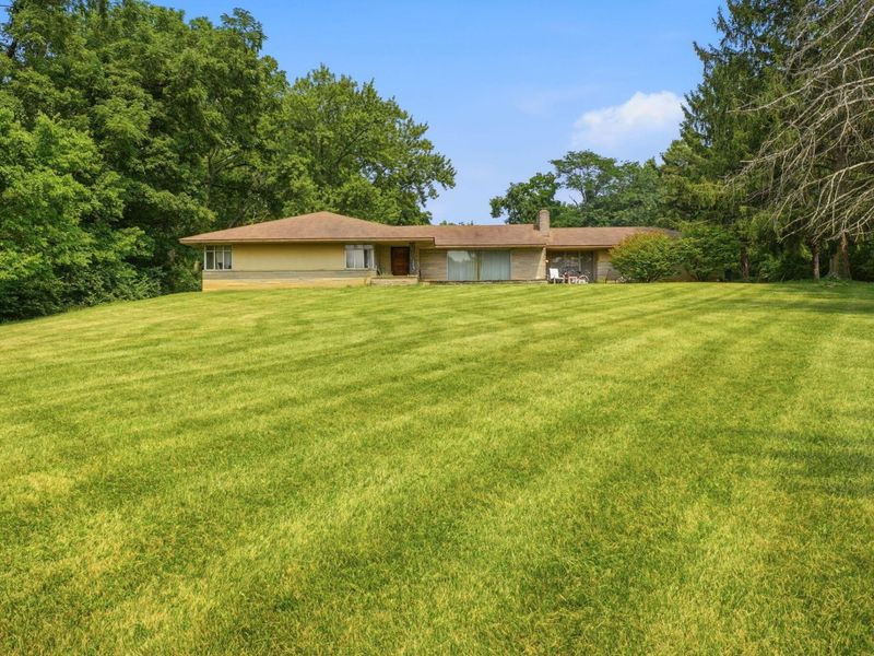 7410 Riverside Drive, Dublin, OH 43016 Photo 1