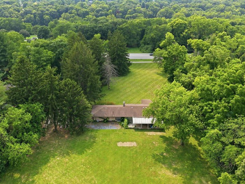 7410 Riverside Drive, Dublin, OH 43016 Photo 11