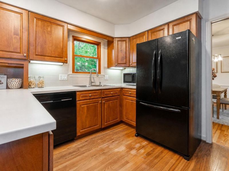 1190 Kingsdale Terrace, Columbus, OH 43220 Photo 14