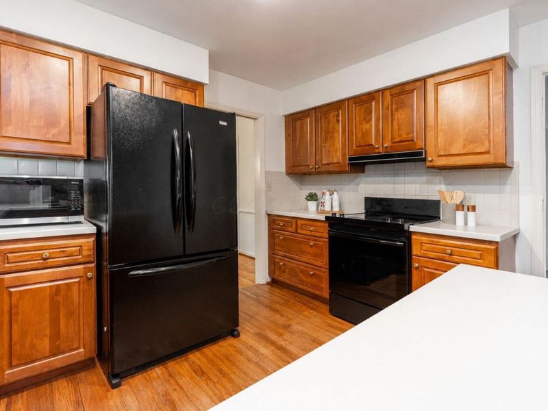 1190 Kingsdale Terrace, Columbus, OH 43220 Photo 15