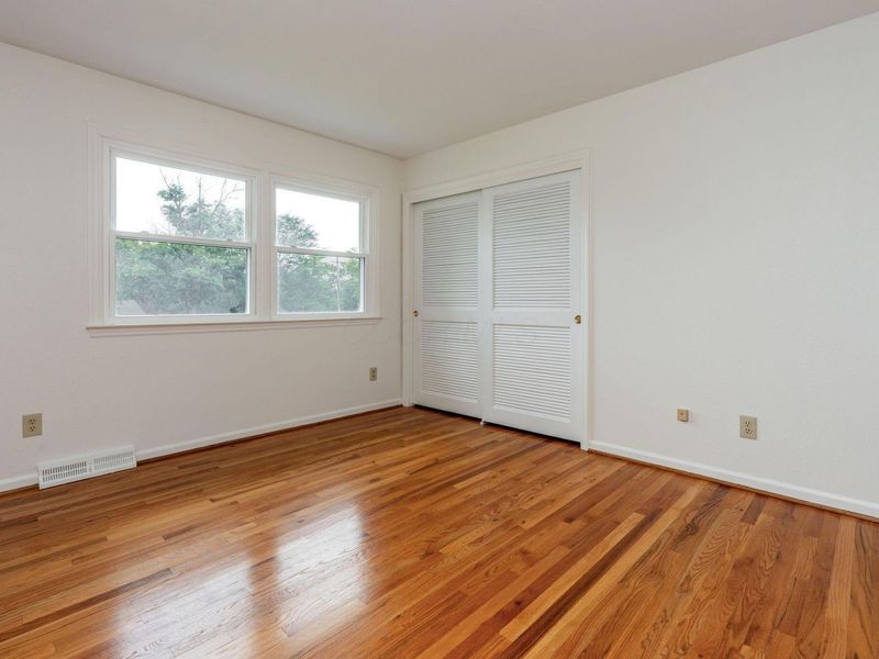 1190 Kingsdale Terrace, Columbus, OH 43220 Photo 24