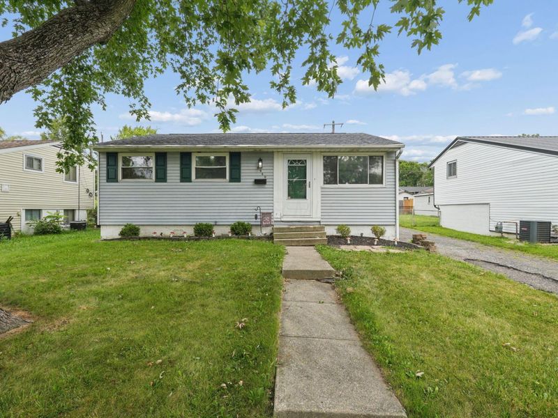 4040 Randell Road, Columbus, OH 43228 Photo 2