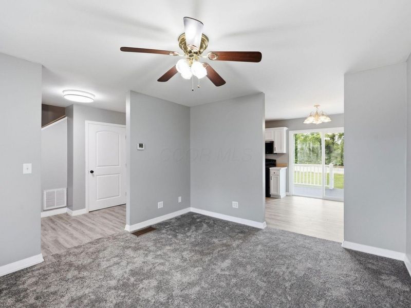 597 E George Street , Marion, OH 43302 Photo 8