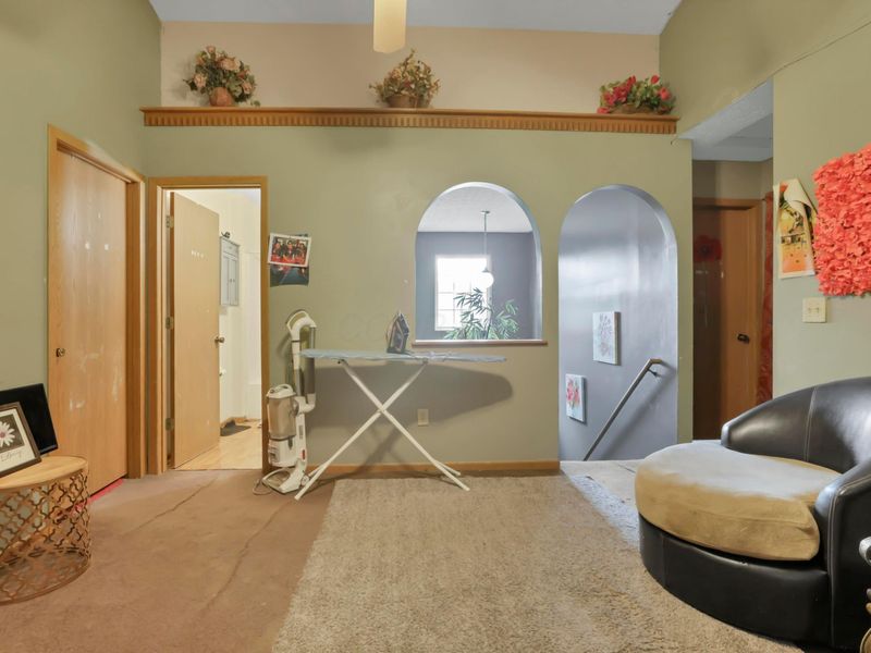 2726 Wallcrest Boulevard, Columbus, OH 43231 Photo 11