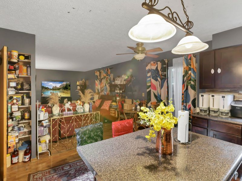 2726 Wallcrest Boulevard, Columbus, OH 43231 Photo 8
