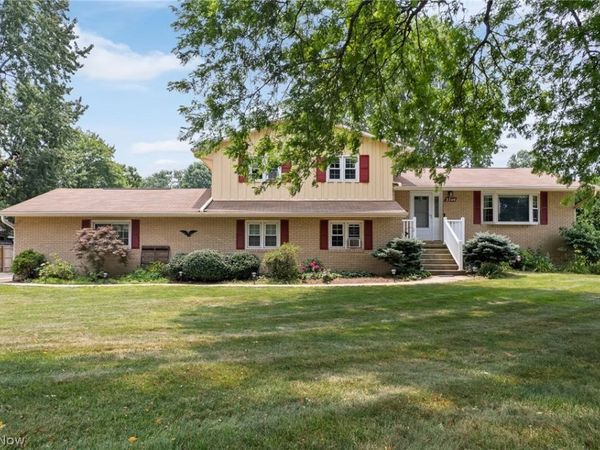 3544 Ada Vista Drive, Uniontown, OH 44685