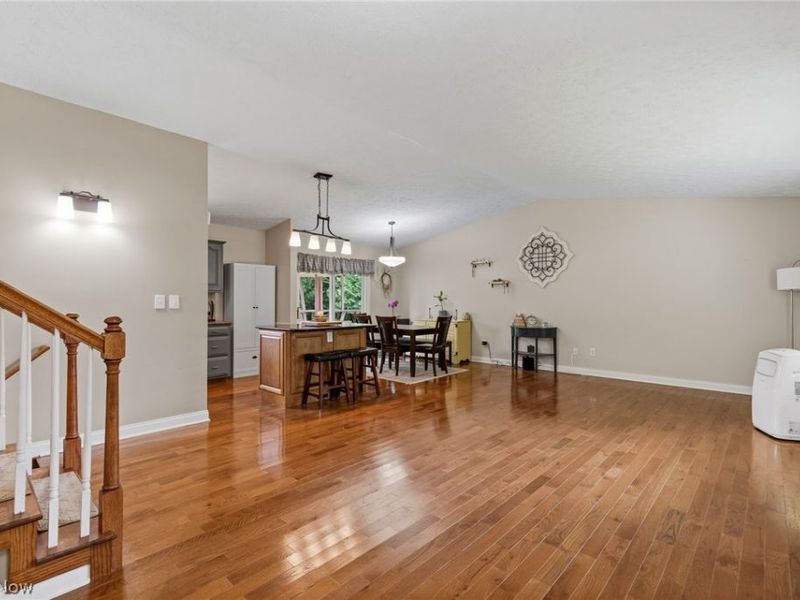 3544 Ada Vista Drive, Uniontown, OH 44685 Photo 6