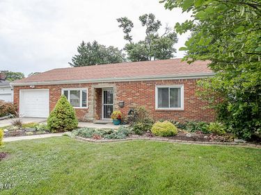 3215 Ravenwood Boulevard, Toledo, OH 43614