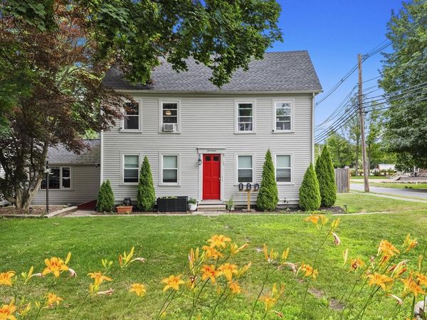 17 Andover St, Unit 2, Georgetown, MA 01833