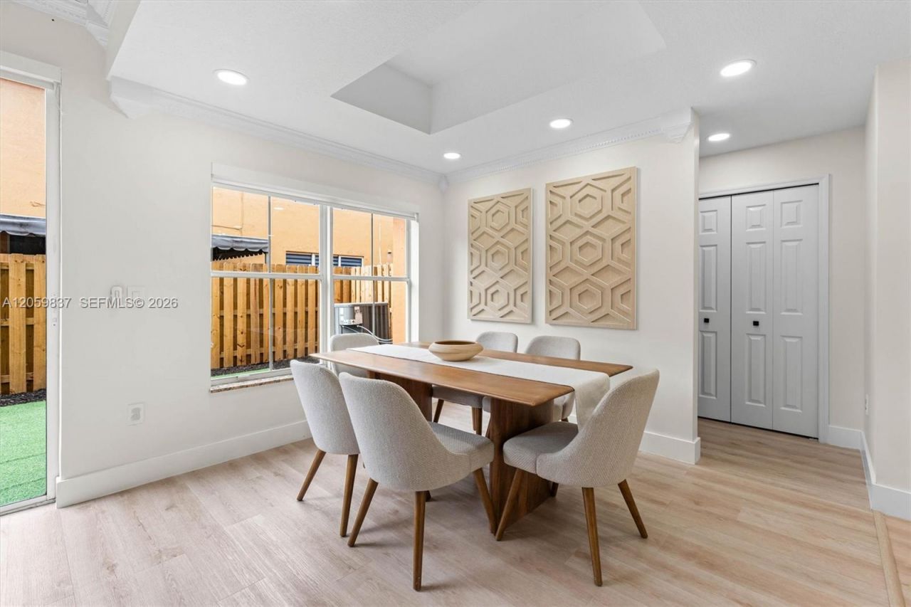 8424 NW 141st Ln , Unit 4307, Miami Lakes, FL 33016 Photo