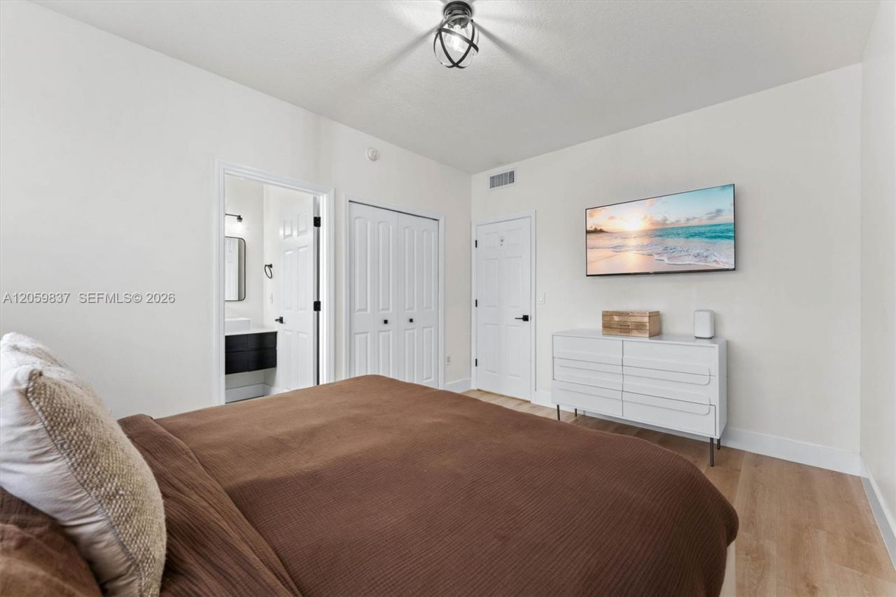8424 NW 141st Ln , Unit 4307, Miami Lakes, FL 33016 Photo