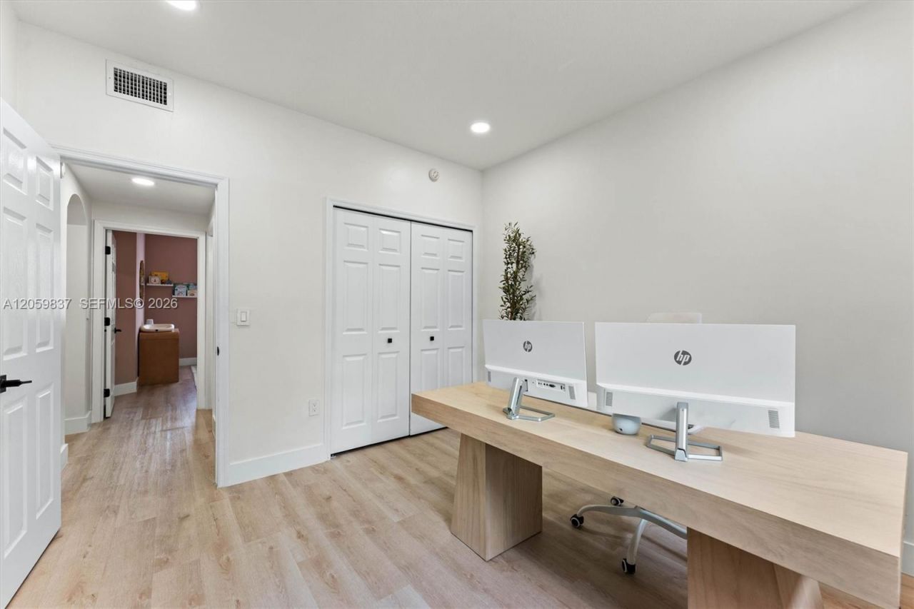 8424 NW 141st Ln , Unit 4307, Miami Lakes, FL 33016 Photo