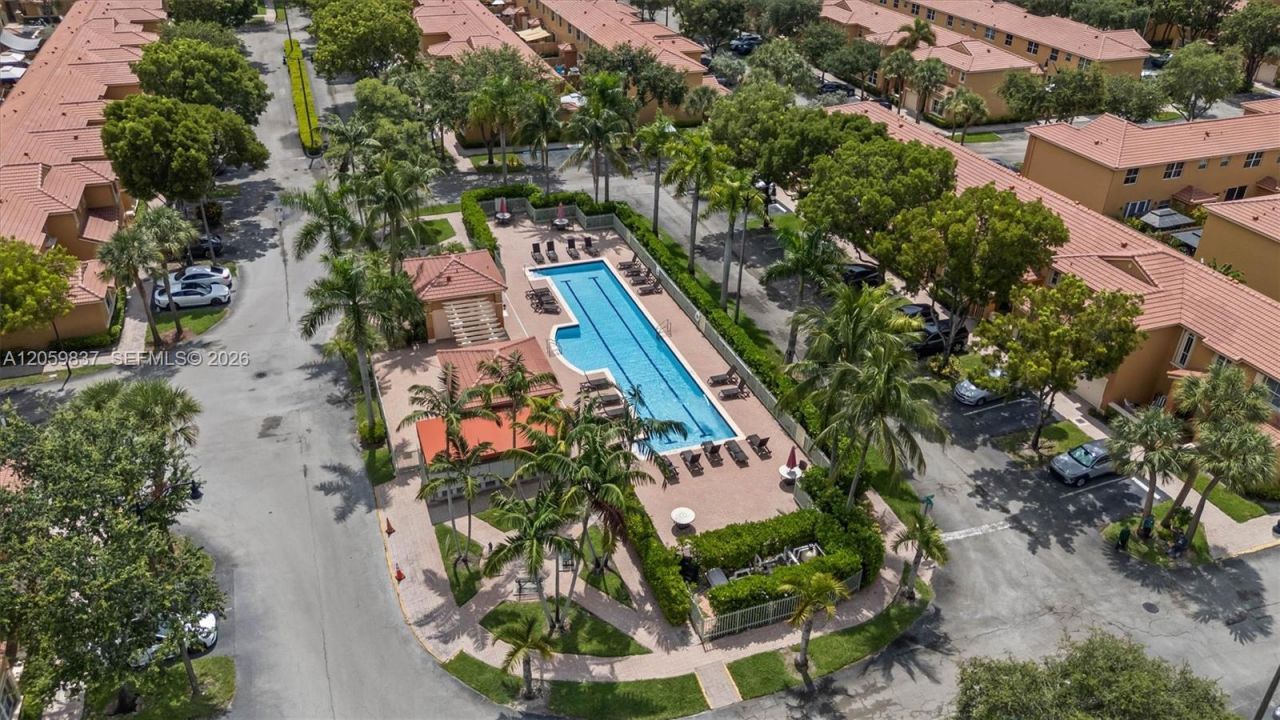 8424 NW 141st Ln , Unit 4307, Miami Lakes, FL 33016 Photo
