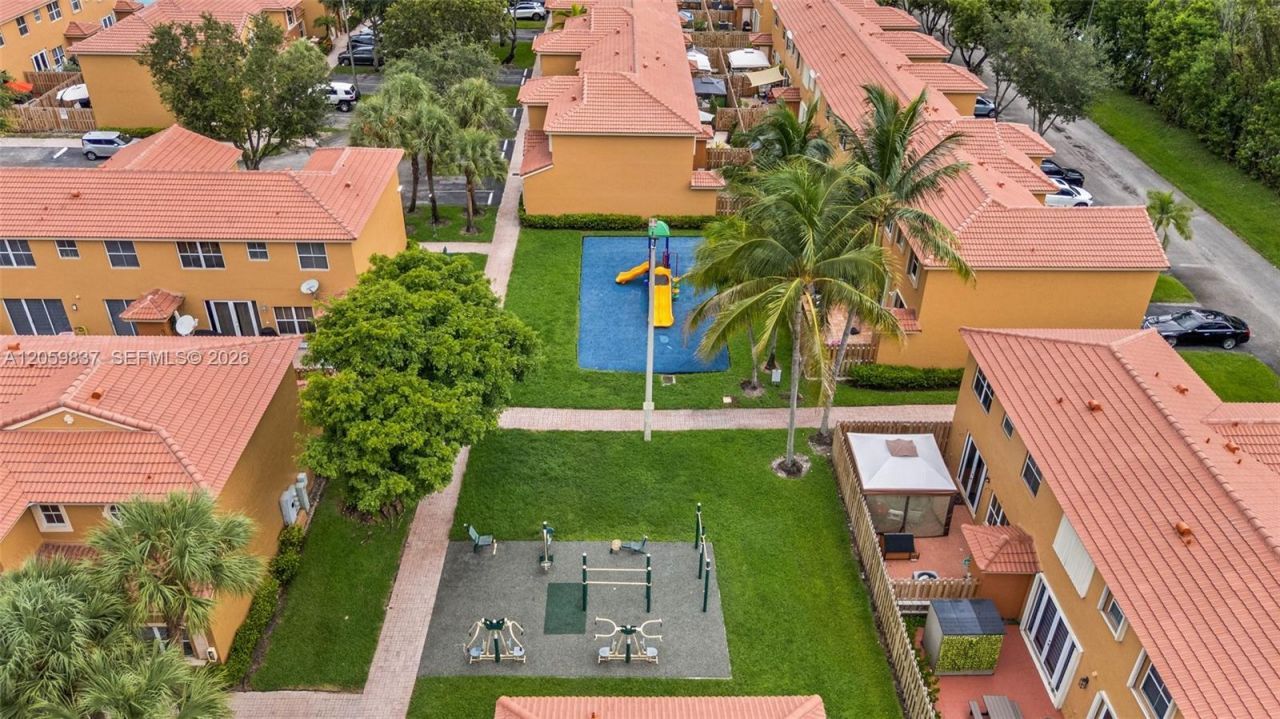 8424 NW 141st Ln , Unit 4307, Miami Lakes, FL 33016 Photo