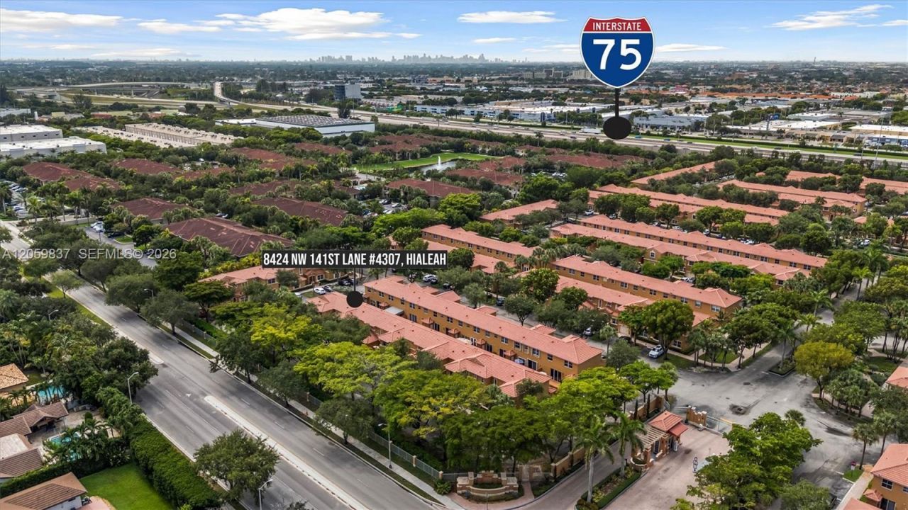 8424 NW 141st Ln , Unit 4307, Miami Lakes, FL 33016 Photo
