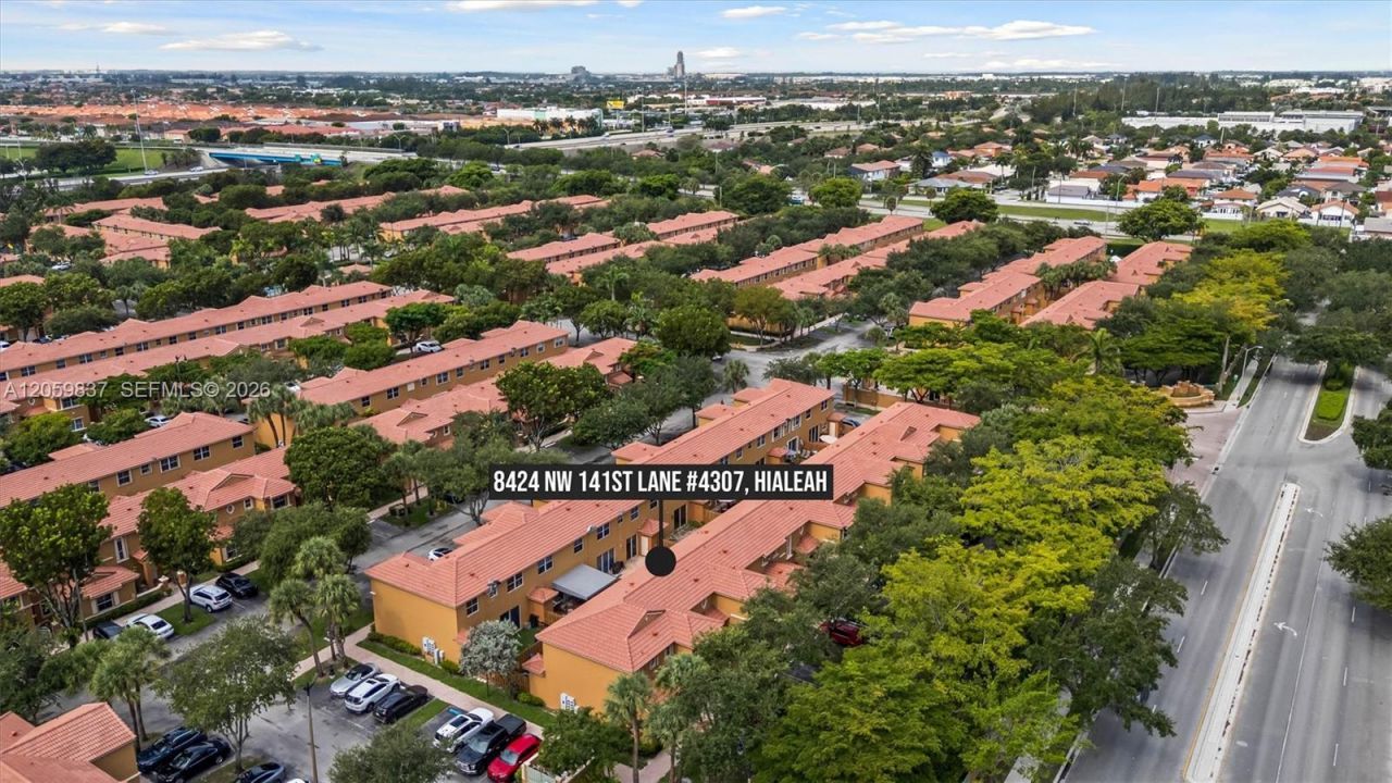 8424 NW 141st Ln , Unit 4307, Miami Lakes, FL 33016 Photo