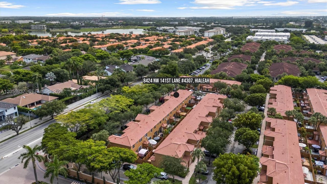 8424 NW 141st Ln , Unit 4307, Miami Lakes, FL 33016 Photo