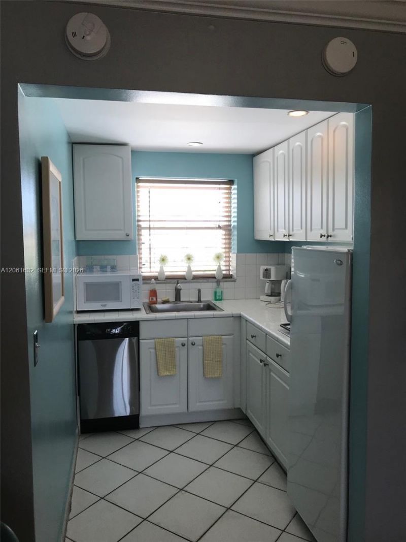 631 Jefferson Ave, Unit 502, Miami Beach, FL 33139 Photo