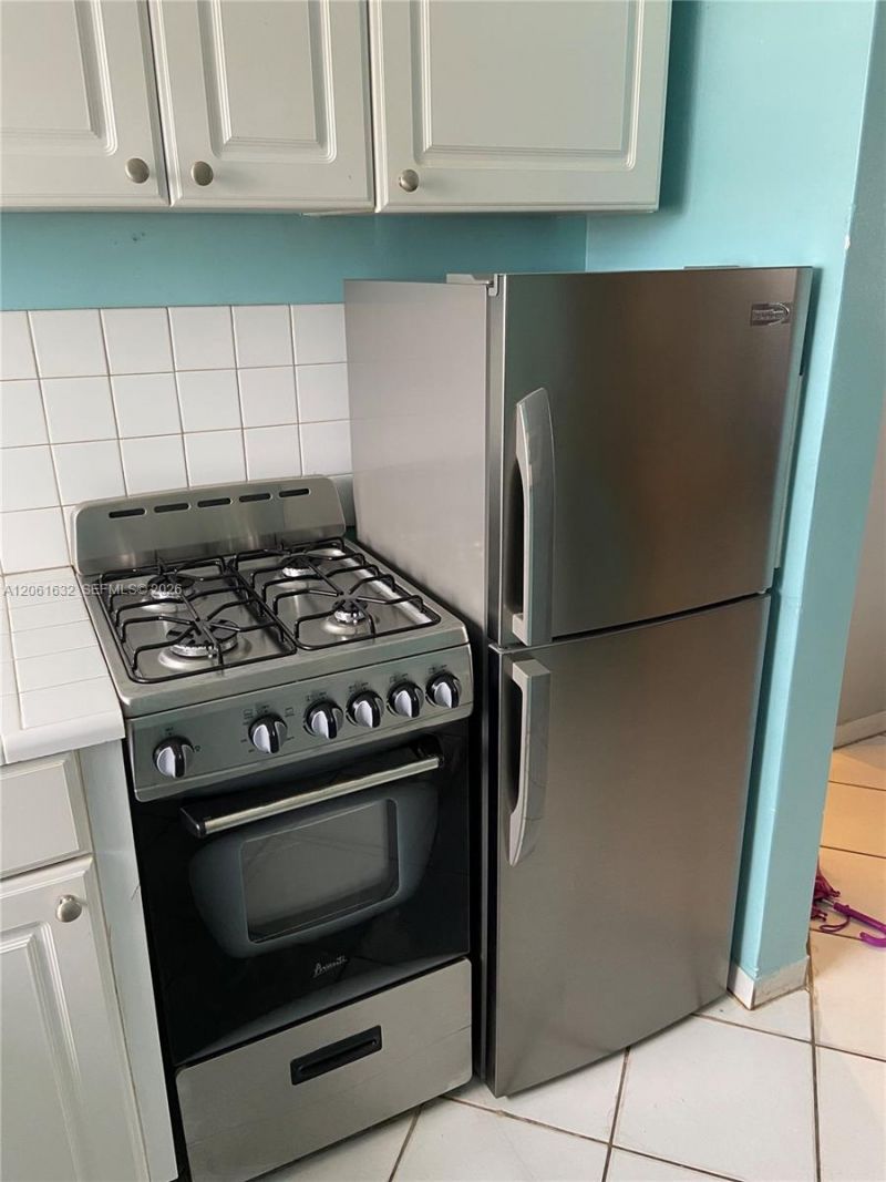 631 Jefferson Ave, Unit 502, Miami Beach, FL 33139 Photo