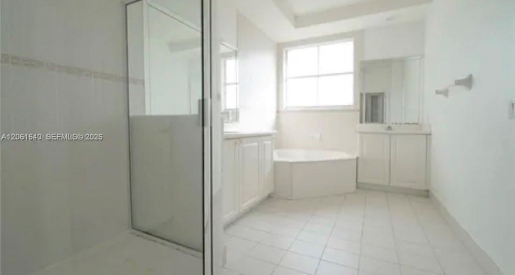 11022 NW 48th Ln , Doral, FL 33178 Photo