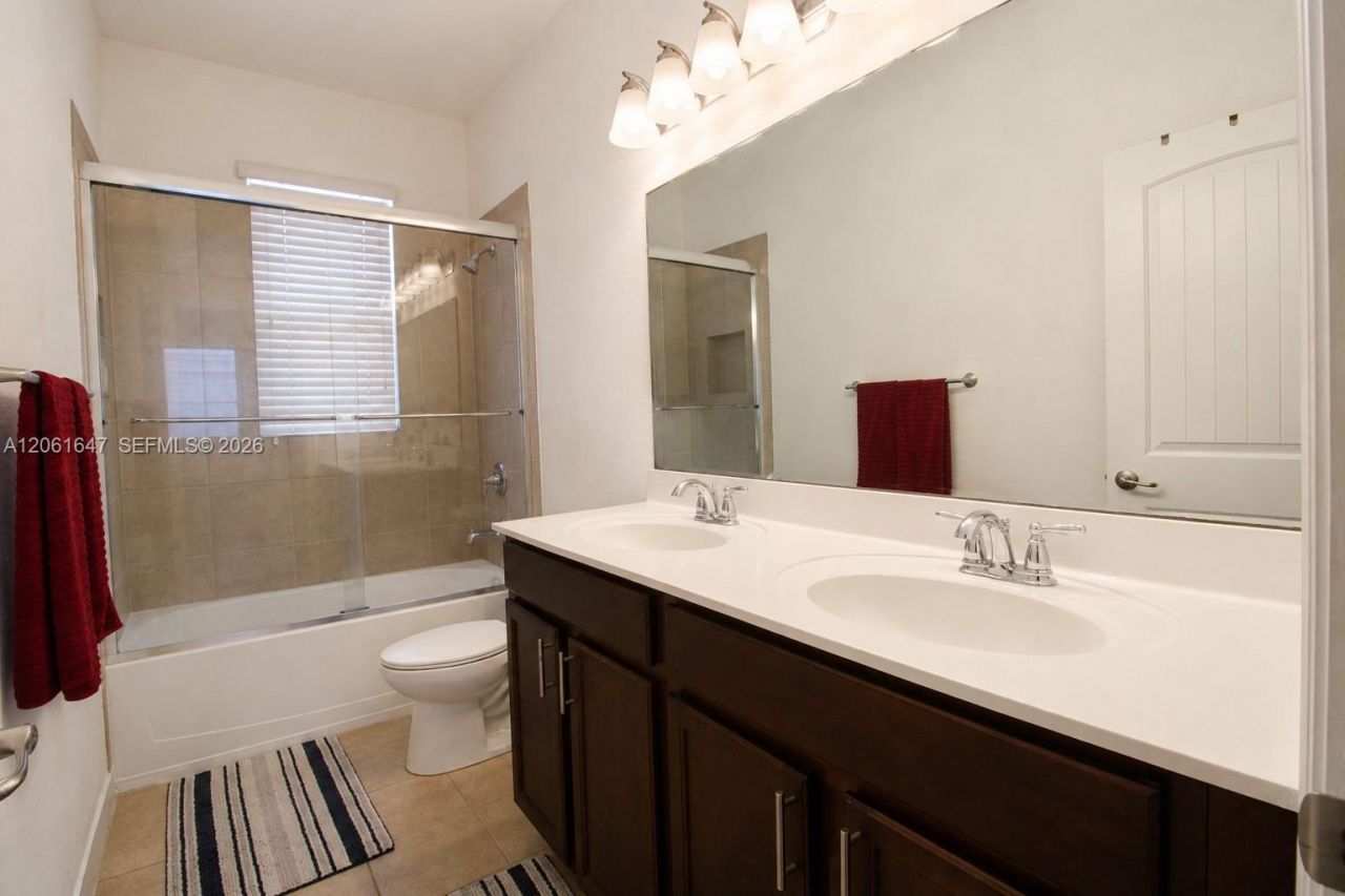 4190 NE 20th St , Homestead, FL 33033 Photo