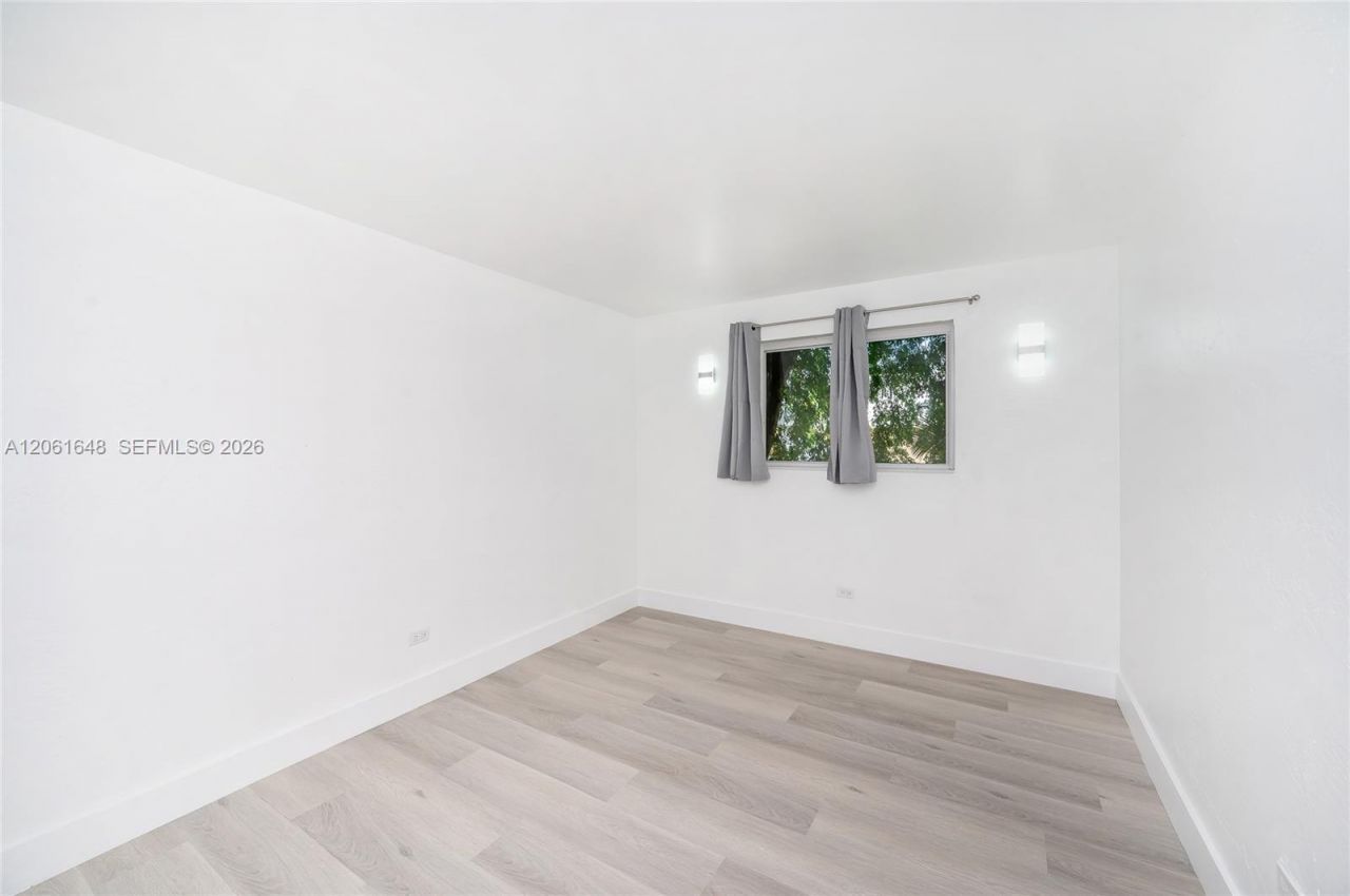 9760 SW 184th St, Unit 6D, Cutler Bay, FL 33157 Photo