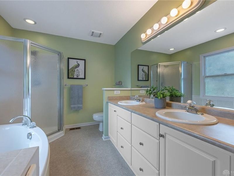 211 Nicole Court, Dayton, OH 45420 Photo 24