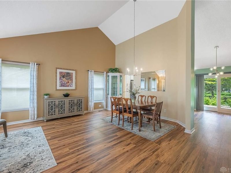 211 Nicole Court, Dayton, OH 45420 Photo 5
