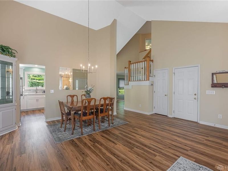 211 Nicole Court, Dayton, OH 45420 Photo 7