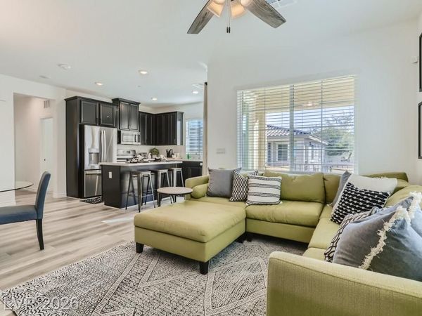 25 Barbara Lane, Unit 54, Las Vegas, NV 89183