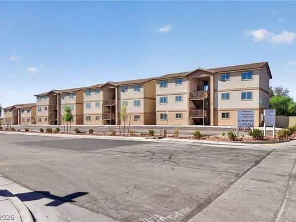 2313 Seco Adobe Circle , North Las Vegas, NV 89030