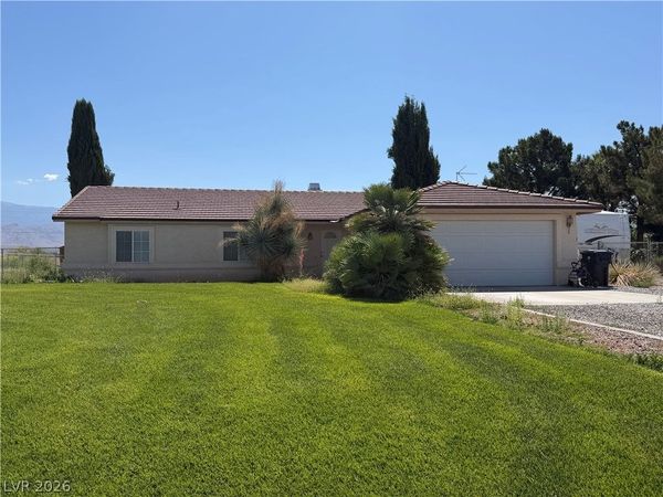 2691 Papaya Avenue , Pahrump, NV 89048