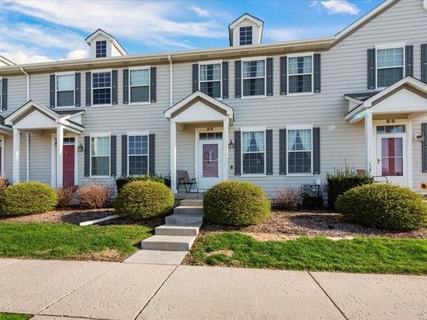 88 E South Avenue , Cortland, IL 60112