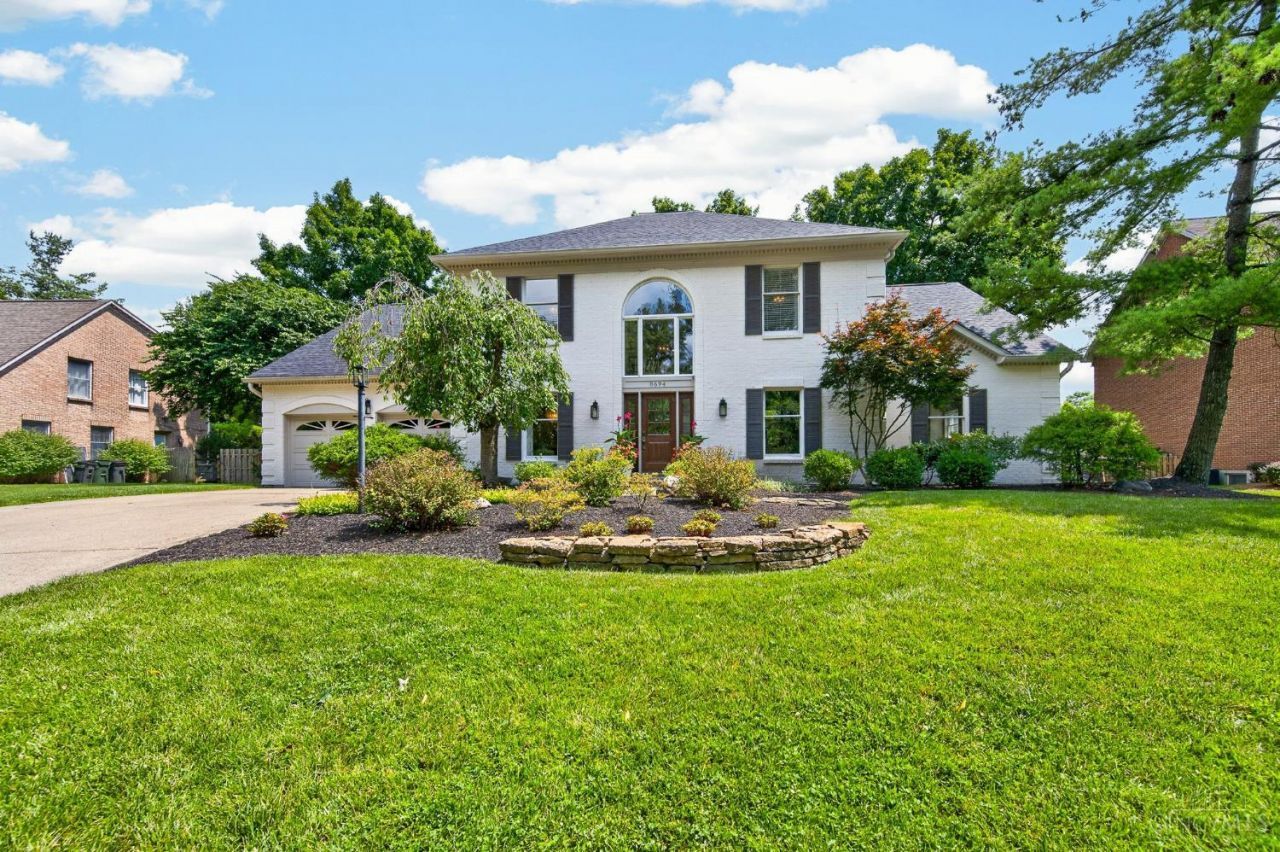 8694 Twilight Tear Lane, Cincinnati, OH 45249 Main Photo