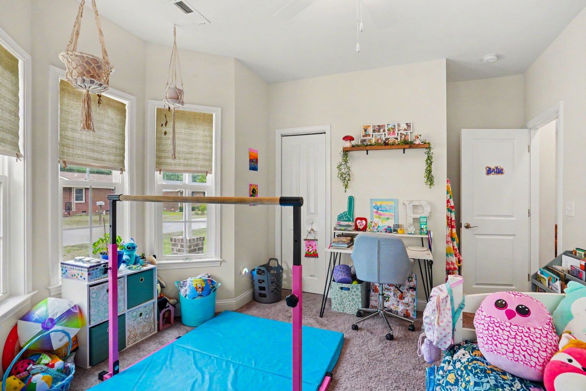1511 6th Ave.  Photo 21