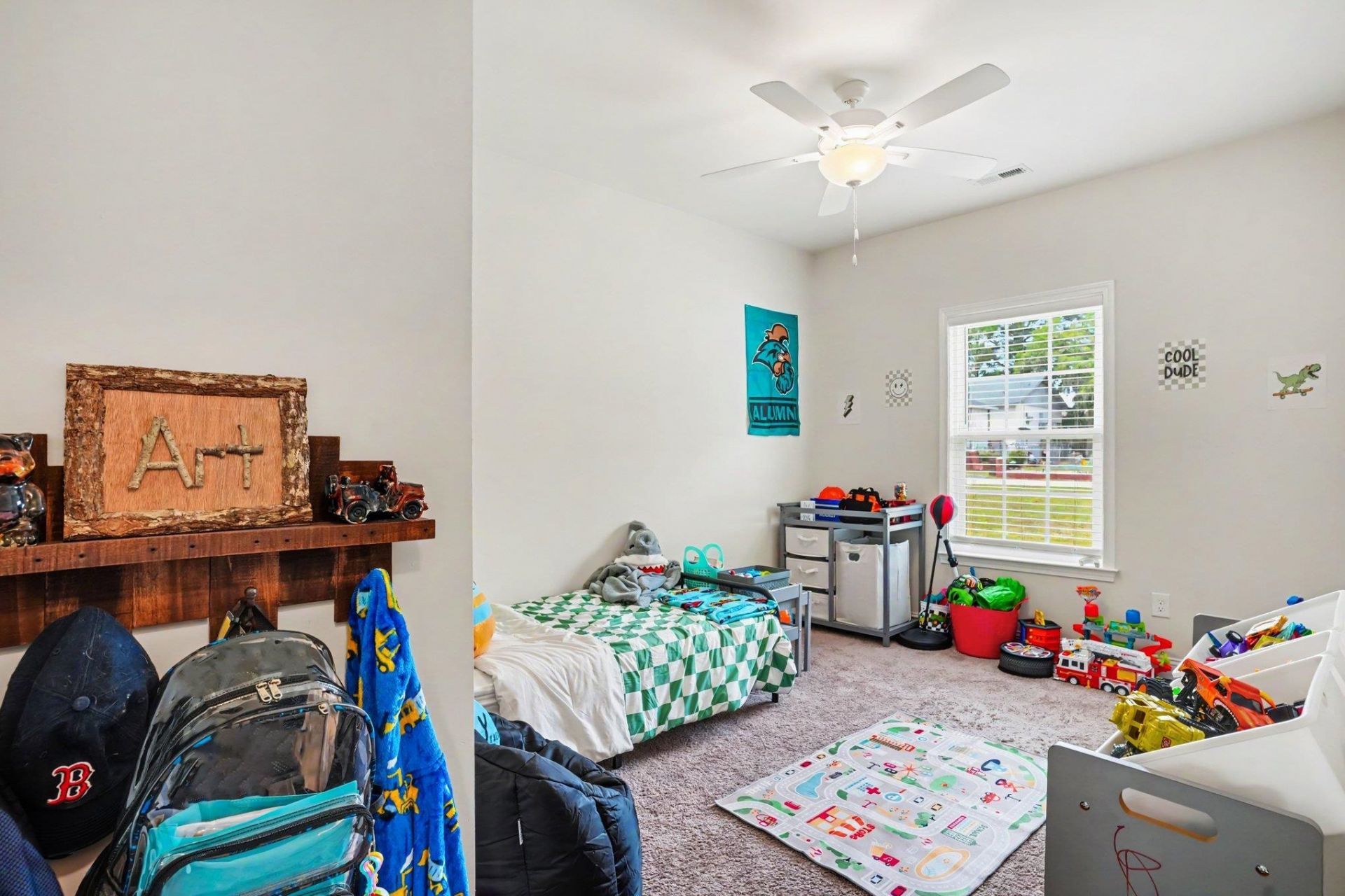 1511 6th Ave.  Photo 22
