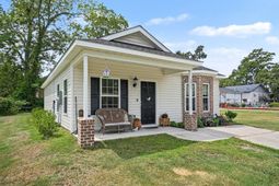 1511 6th Ave.  photo 4