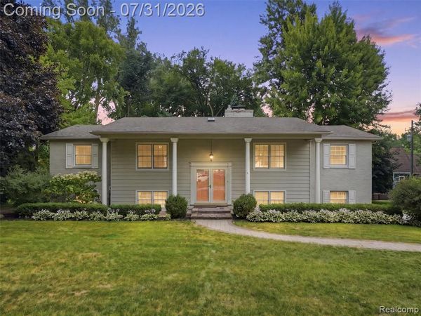 138 Aintree Road, Oakland Township, Mi 48306