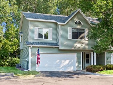 8865 Norway Street NW, Coon Rapids, MN 55433