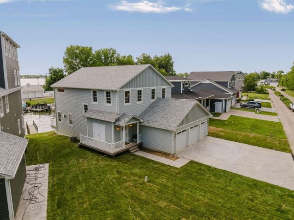 13784 Rosewood Road NE, Thornville, OH 43076