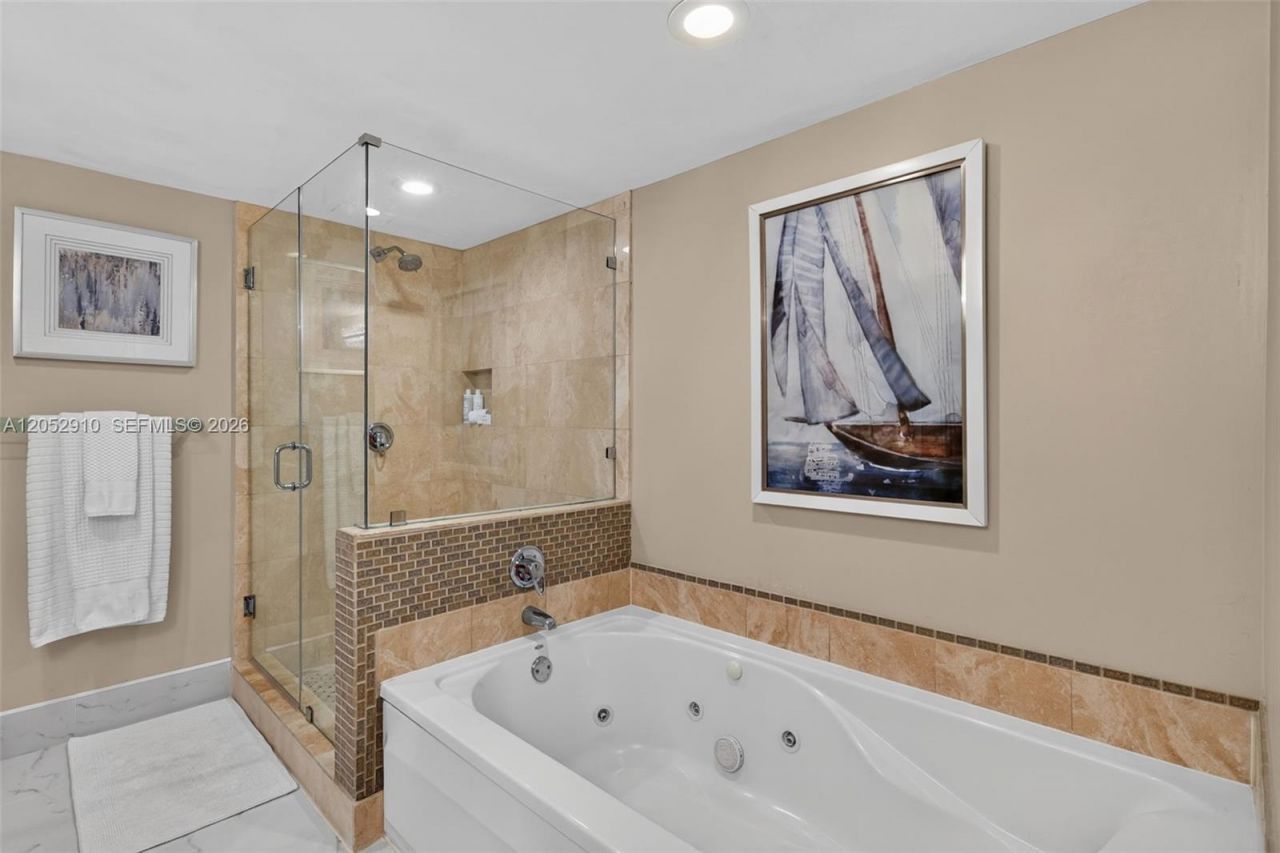 17375 Collins Ave , Unit 2101, Sunny Isles Beach, FL 33160 Photo