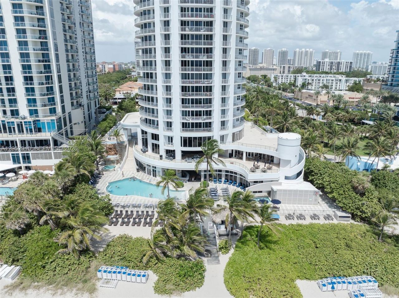 17375 Collins Ave , Unit 2101, Sunny Isles Beach, FL 33160 Photo